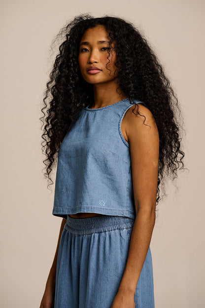 Arden - Cotton Shell Top in Light Blue