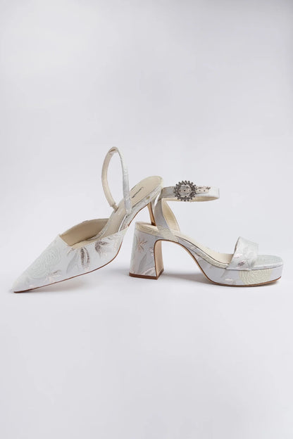 Larroudé x Markarian: Dolly Low Sandal Ivory Brocade