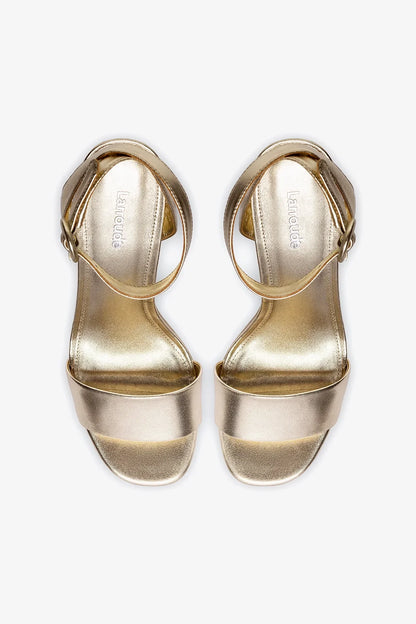 Dolly Sandal In Platina Metallic Leather