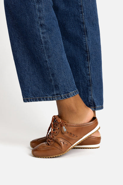 Stella Mule In Caramel Leather