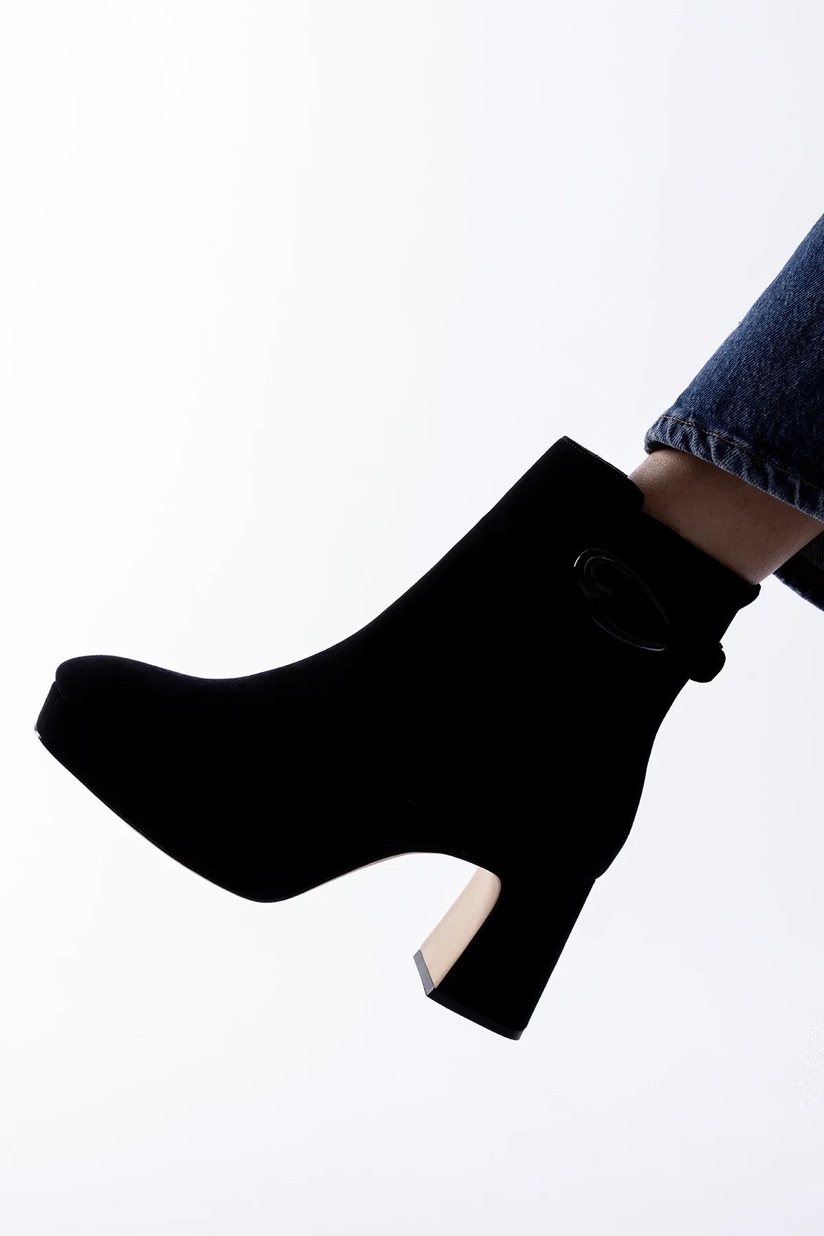 Dolly Verona Low Boot Black Suede