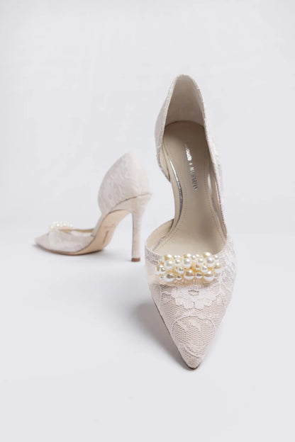 Larroudé x Markarian: D'Orsay Pump White Lace