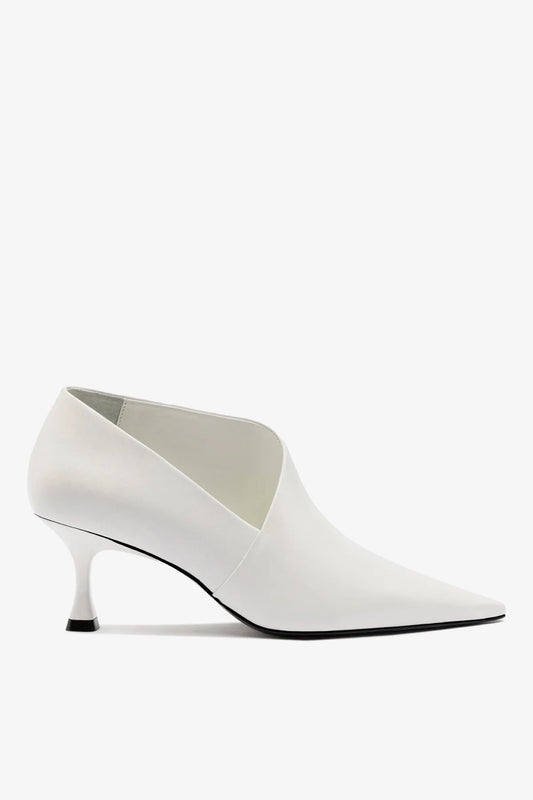 Larroudé by Nicolò B. Vittoria Pump In White Leather