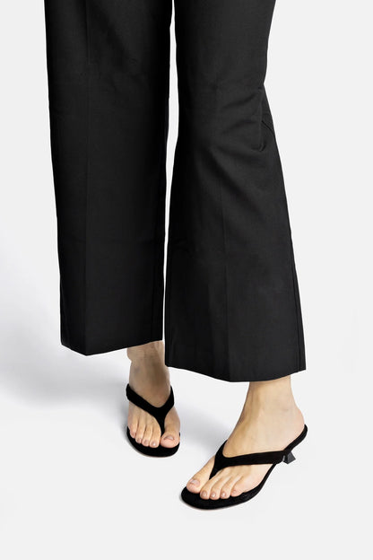 Gaia Low In Black Leather