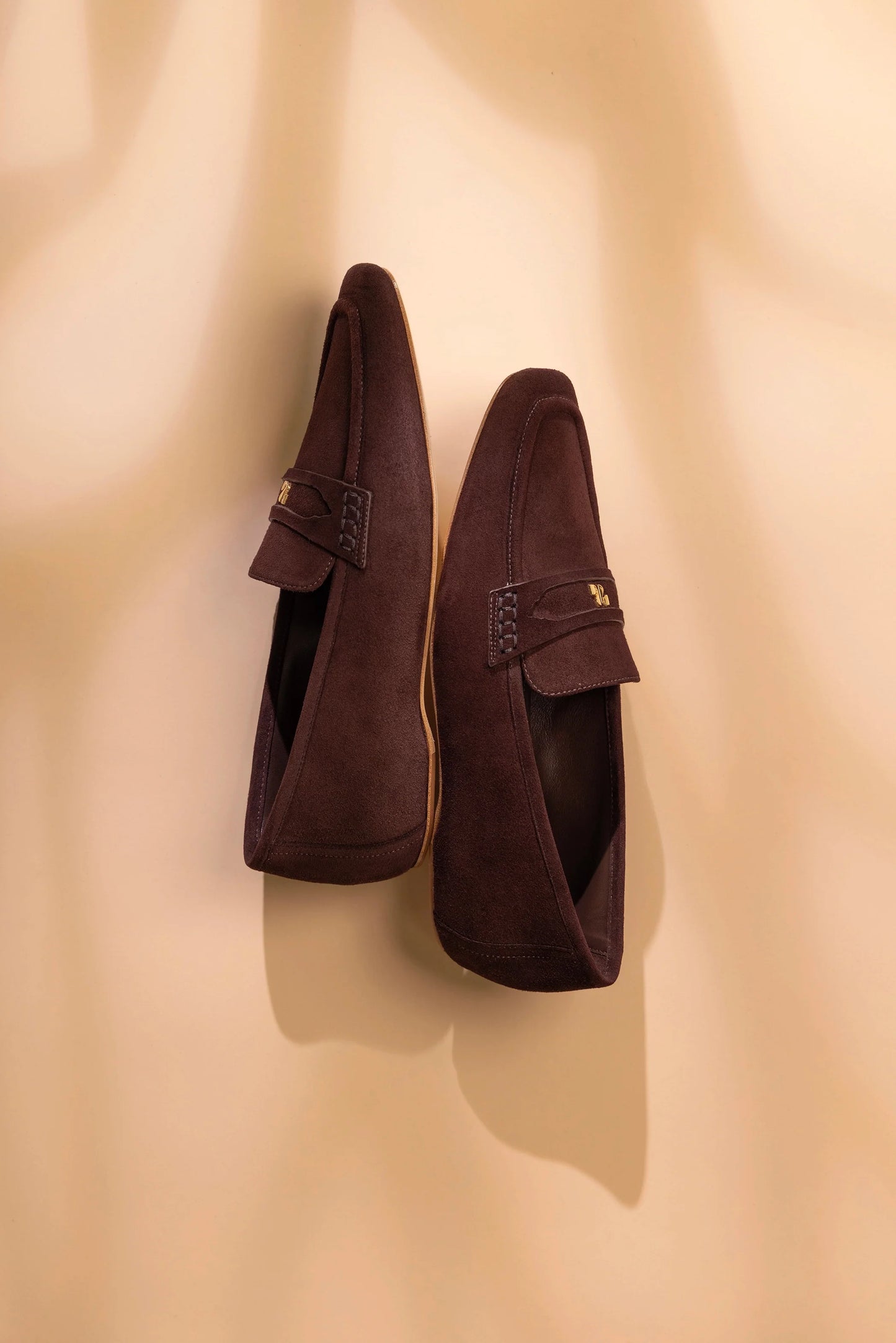Suki Flat Loafer In Brown Suede