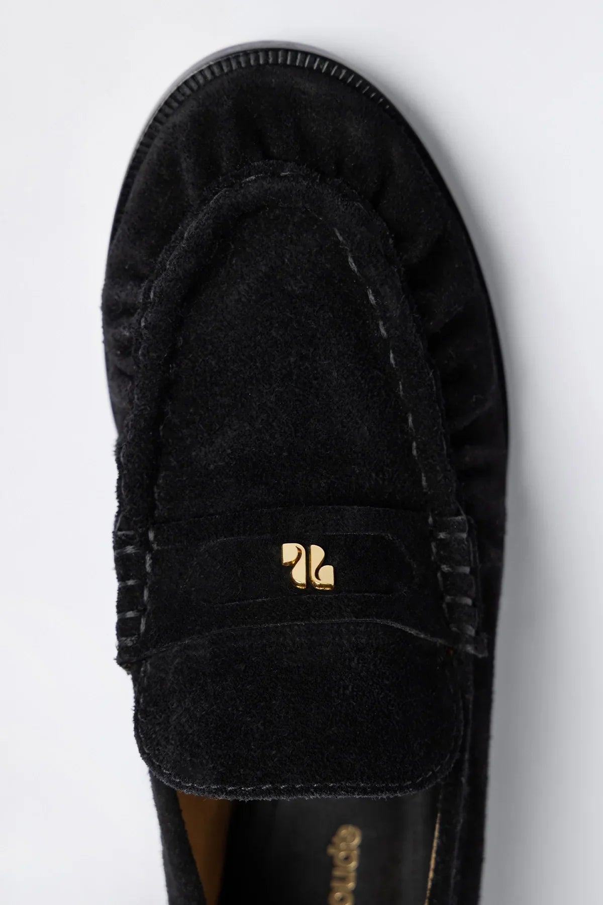 Suki Soft Loafer In Black Suede