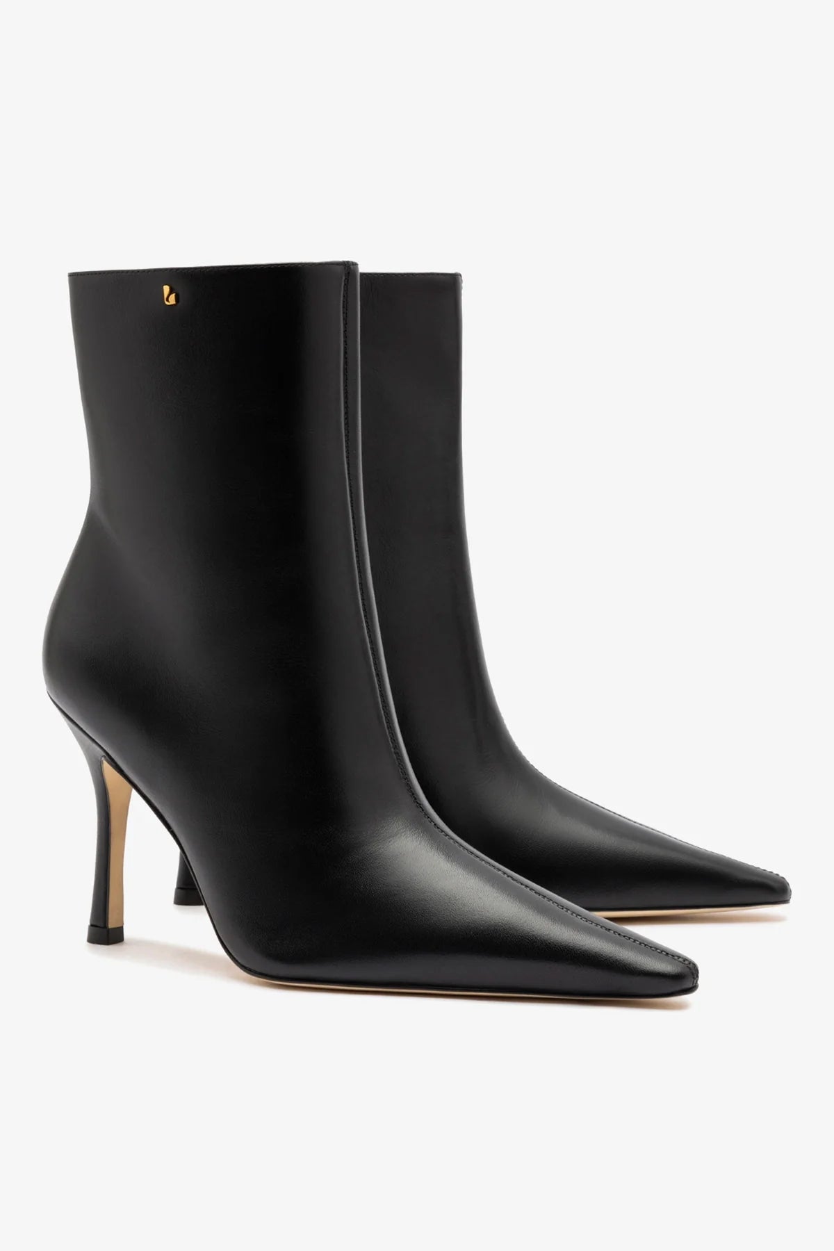 Mini Carine Boot In Black Leather