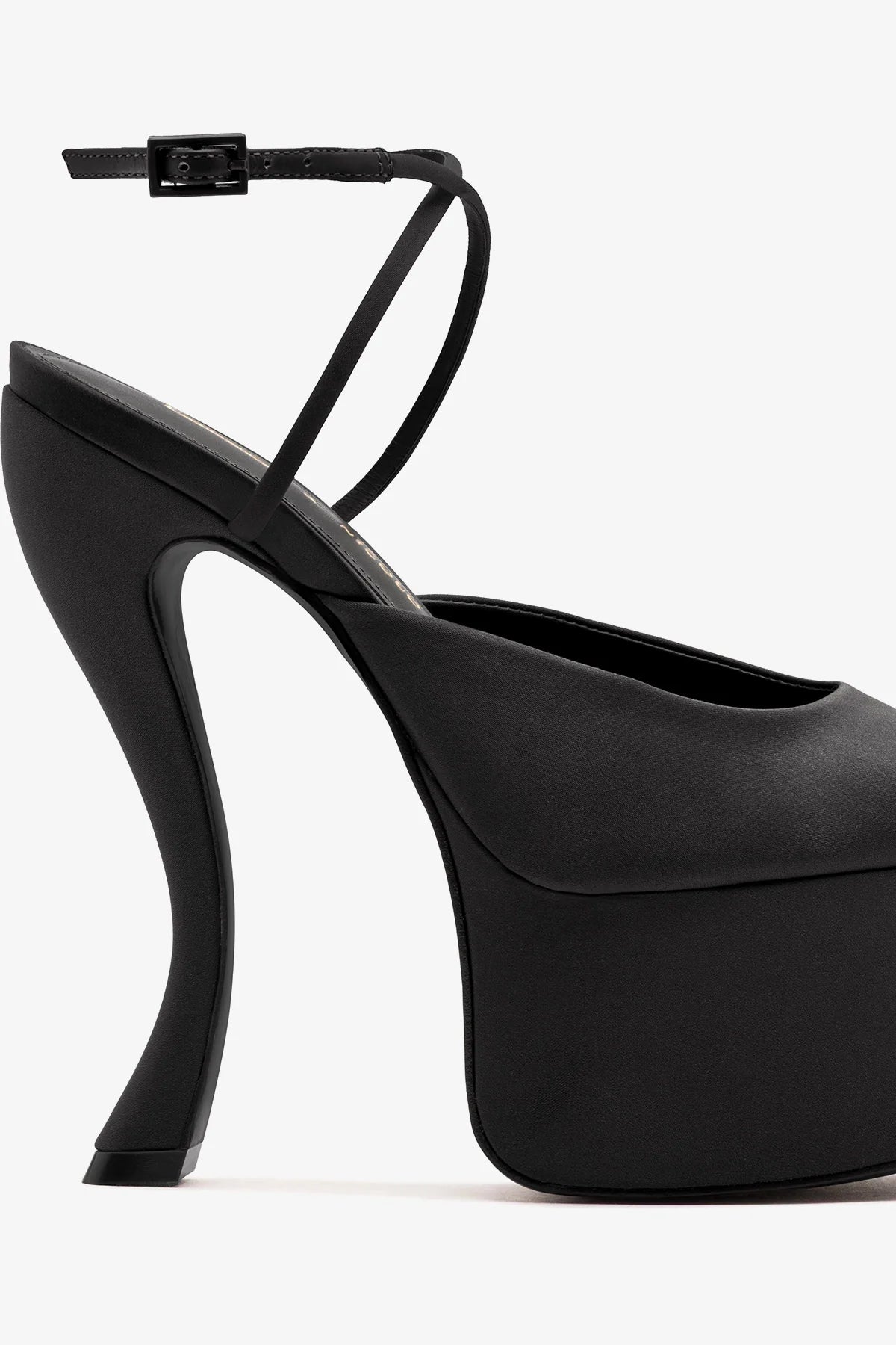 Larroudé x Nicolò B.: Lola Sandal Black Satin