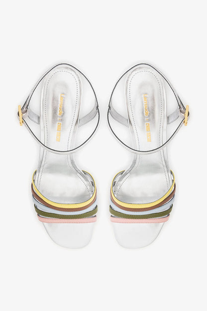 Larroudé x Ciao Lucia: Daiana Wedge Sandal Silver Leather