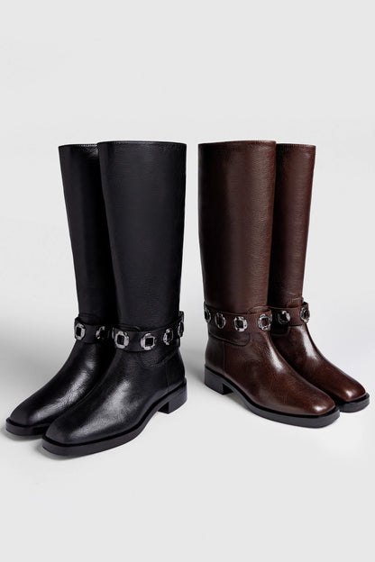 Milan Flat Boot In Brown Leather