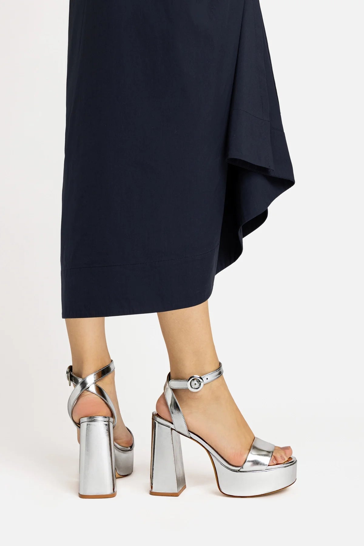 Dolly Sandal In Silver Specchio