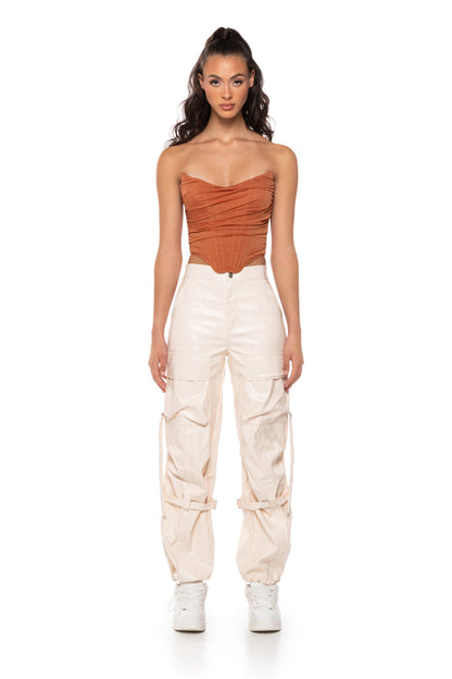 ABOVE AVERAGE STRUCTURED MESH CORSET