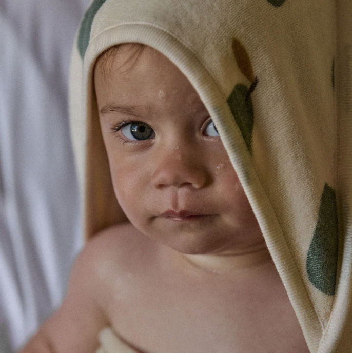 Nature Baby - Hooded Bath Towel - Pear Print
